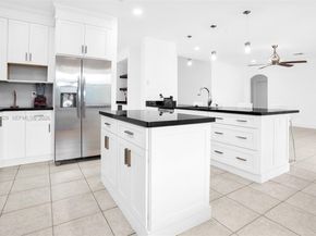 4467 Fox Glove Ln, Weston FL 33331