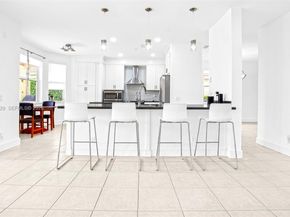 4467 Fox Glove Ln, Weston FL 33331