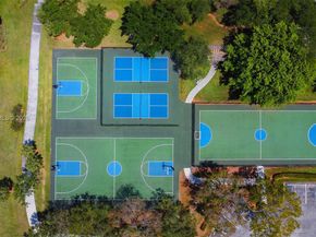 4467 Fox Glove Ln, Weston FL 33331