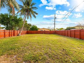 2210 Roosevelt St, Hollywood FL 33020