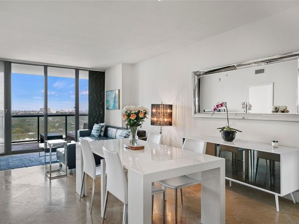 601 NE 36th St 1704, Miami FL 33137