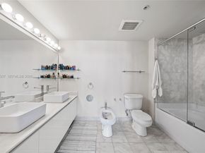 601 NE 36th St 1704, Miami FL 33137