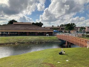 9201 Sunrise Lakes Blvd 205, Sunrise FL 33322