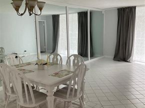 9201 Sunrise Lakes Blvd 205, Sunrise FL 33322