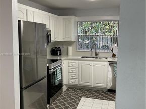 9201 Sunrise Lakes Blvd 205, Sunrise FL 33322