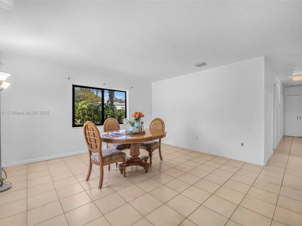 1330 NW 56th St, Miami FL 33142