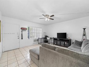 16900 NE 14th Ave 109, Miami FL 33162