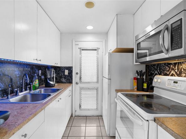 16900 NE 14th Ave 109, Miami FL 33162
