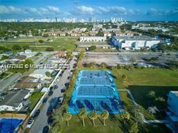 16900 NE 14th Ave 109, Miami FL 33162