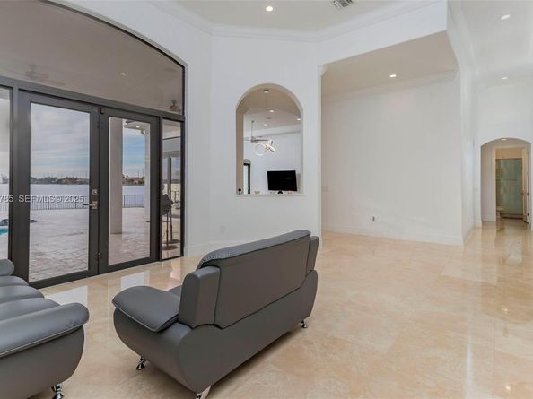 1962 SW 185th Ave, Miramar FL 33029