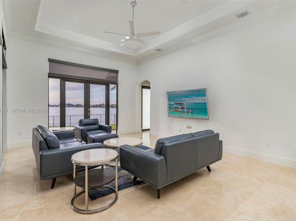 1962 SW 185th Ave, Miramar FL 33029