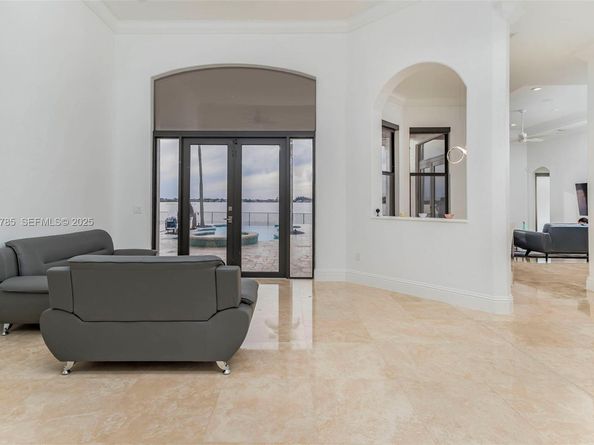 1962 SW 185th Ave, Miramar FL 33029