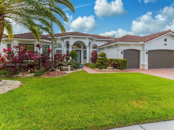 1962 SW 185th Ave, Miramar FL 33029