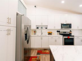 920 NW 84th St, Miami FL 33150