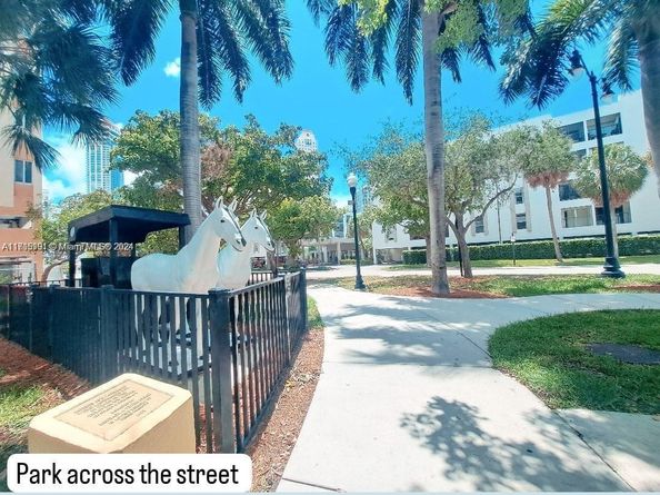 201 178th Dr 225, Sunny Isles Beach FL 33160