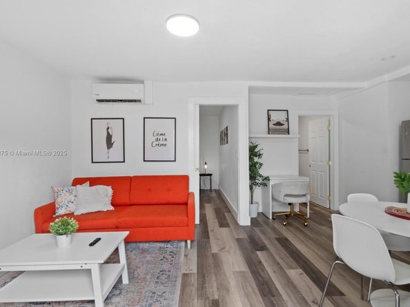 790 NW 60th St, Miami FL 33127