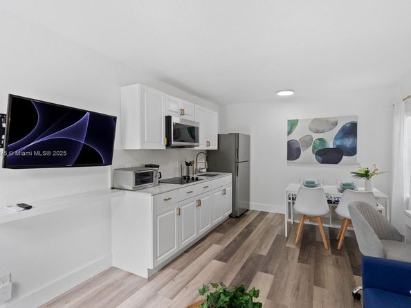 790 NW 60th St, Miami FL 33127