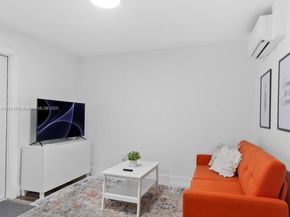 790 NW 60th St, Miami FL 33127