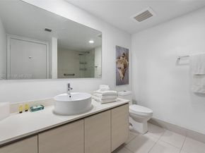 2602 E Hallandale Beach Blvd R1207, Hallandale Beach FL 33009