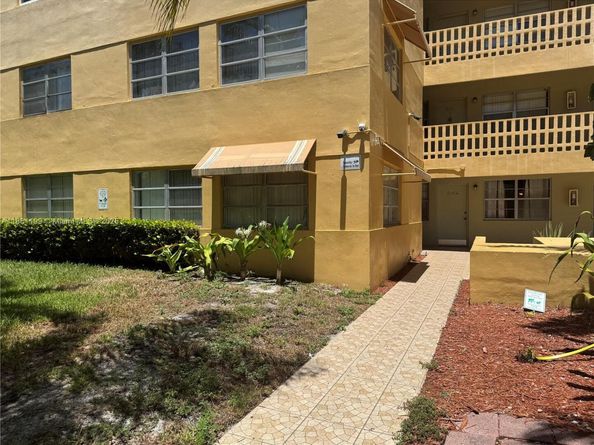 1851 NE 168th St A2, North Miami Beach FL 33162