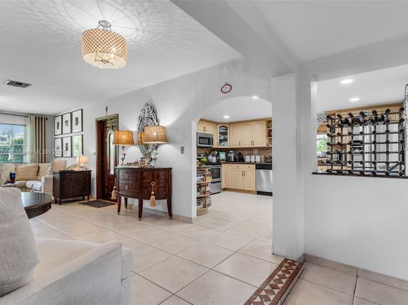 9981 SW 15th Ter, Miami FL 33174