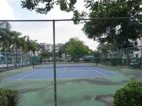 6195 Rock Island Rd 204, Tamarac FL 33319