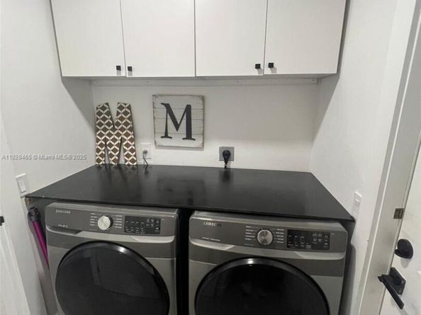 800 Tanglewood Cir, Weston FL 33327