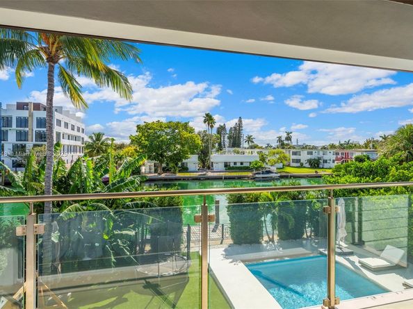 710 S Shore Dr, Miami Beach FL 33141