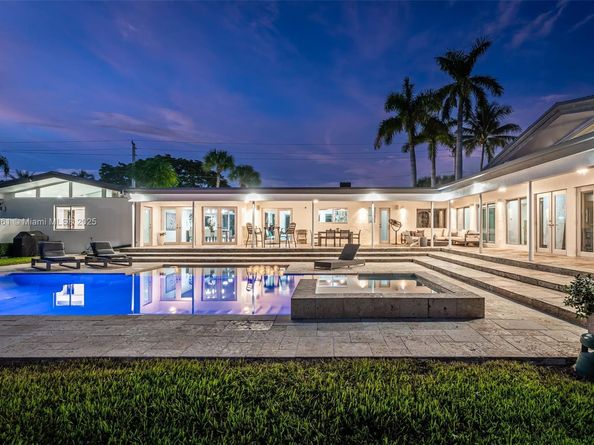 7550 SW 60th St, Miami FL 33143