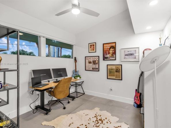 7550 SW 60th St, Miami FL 33143