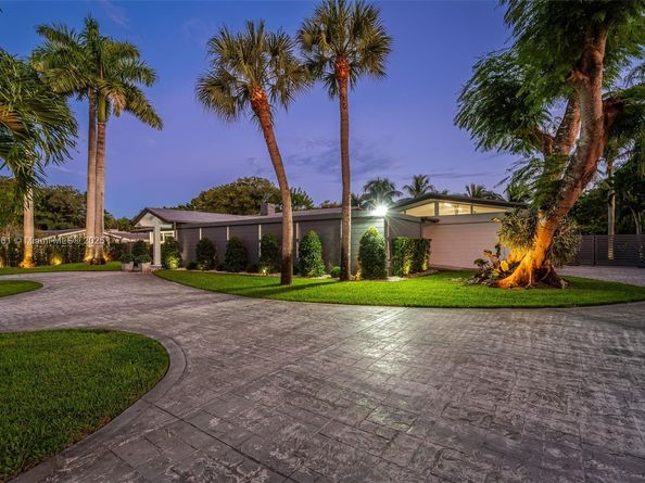 7550 SW 60th St, Miami FL 33143