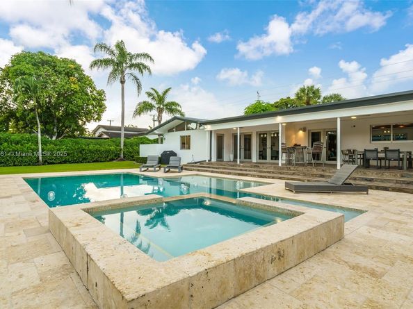 7550 SW 60th St, Miami FL 33143