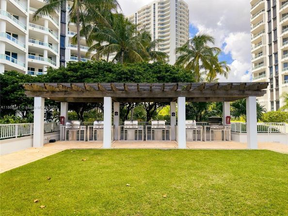 21050 Point Pl 401, Aventura FL 33180