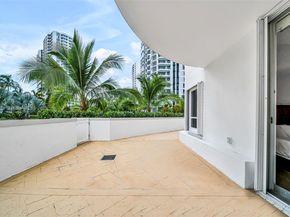 21050 Point Pl 401, Aventura FL 33180
