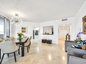 21050 Point Pl 401, Aventura FL 33180