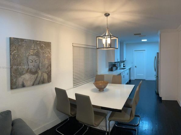 1955 Washington St, Hollywood FL 33020