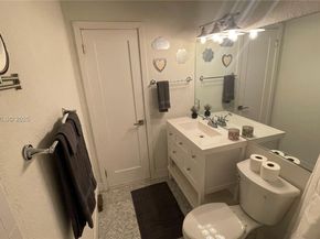 1955 Washington St, Hollywood FL 33020