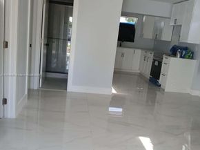 5636 Arthur St, Hollywood FL 33021
