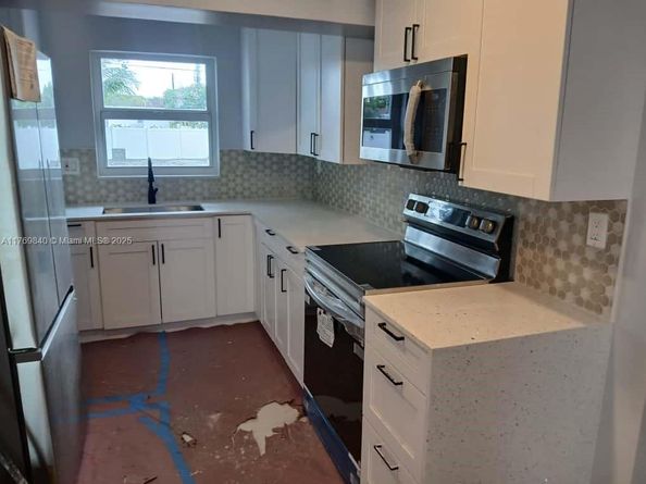 5636 Arthur St, Hollywood FL 33021