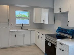 5636 Arthur St, Hollywood FL 33021