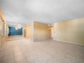 13455 SW 3rd St 302S, Pembroke Pines FL 33027