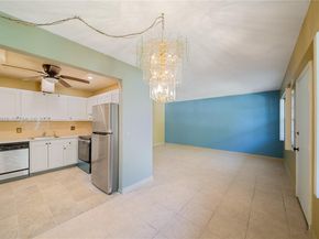 13455 SW 3rd St 302S, Pembroke Pines FL 33027