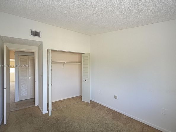 7625 SW 106th Ave, Miami FL 33173