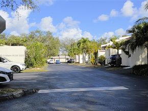 7625 SW 106th Ave, Miami FL 33173