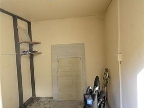 7625 SW 106th Ave, Miami FL 33173