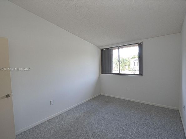 7625 SW 106th Ave, Miami FL 33173