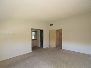 7625 SW 106th Ave, Miami FL 33173