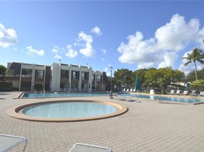 7625 SW 106th Ave, Miami FL 33173