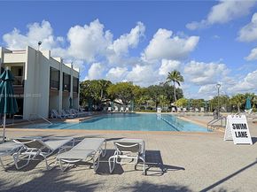 7625 SW 106th Ave, Miami FL 33173