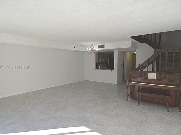 7625 SW 106th Ave, Miami FL 33173